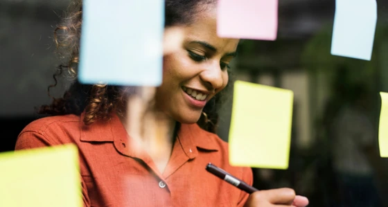 Business woman with post-it notes
