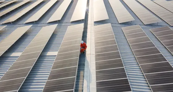 solar power worker